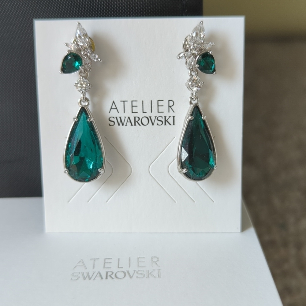 Atelier Swarovski Earrings  by Penelope Cruz.